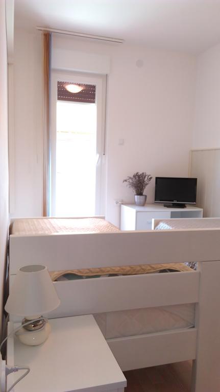 Apartment Cinzia Пула Экстерьер фото