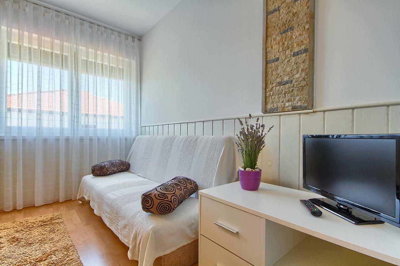 Apartment Cinzia Пула Экстерьер фото